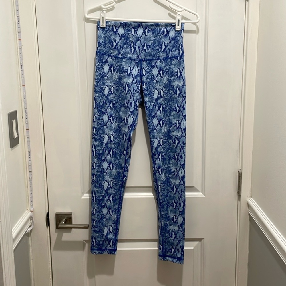 DYI leggings, medium, barely used